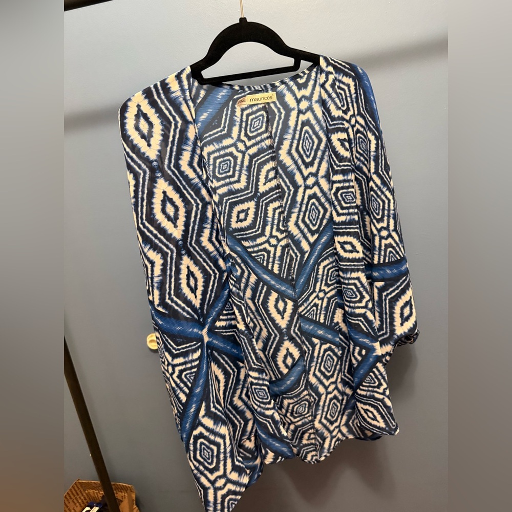 Maurices Blue and White Patterned Cardigan